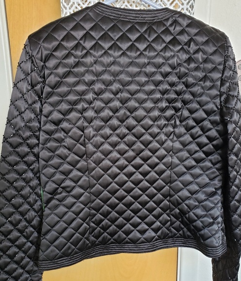 🥳HP🥳Sandra Darren black beaded jacket - Picture 2 of 4